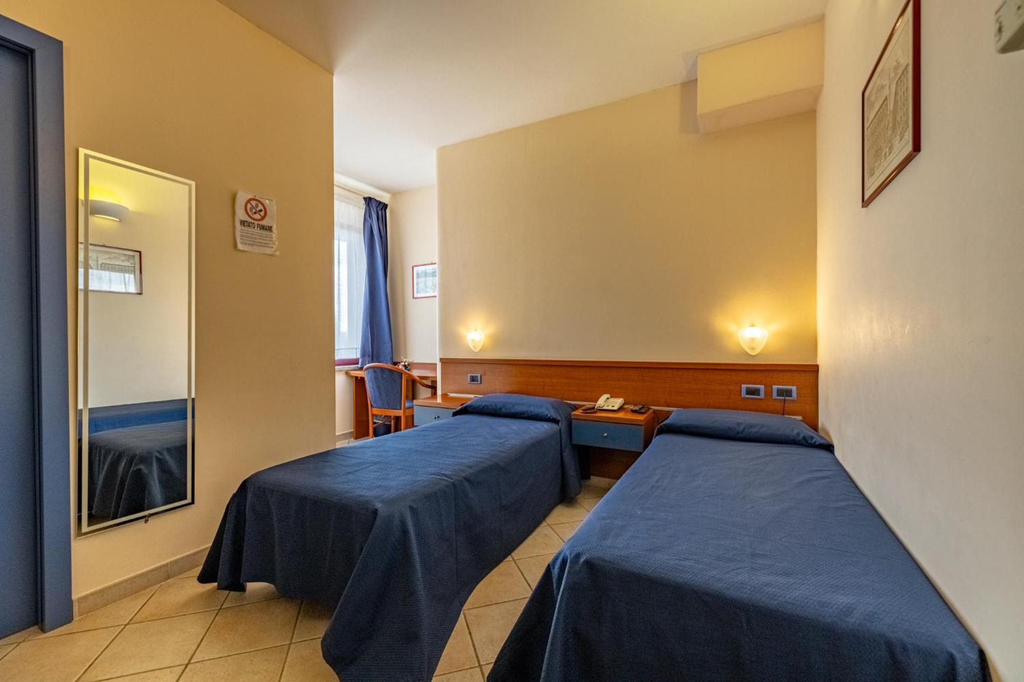 Hotel 1000 Miglia Monteroni dʼArbia Exterior foto